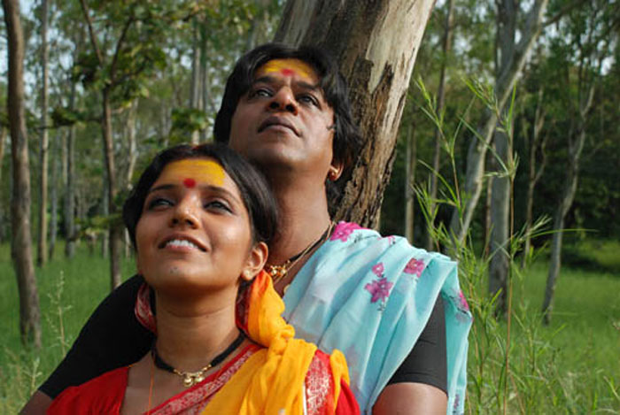 Story of Superstitions Vs Humanity: ‘Jogwa’ (2009)